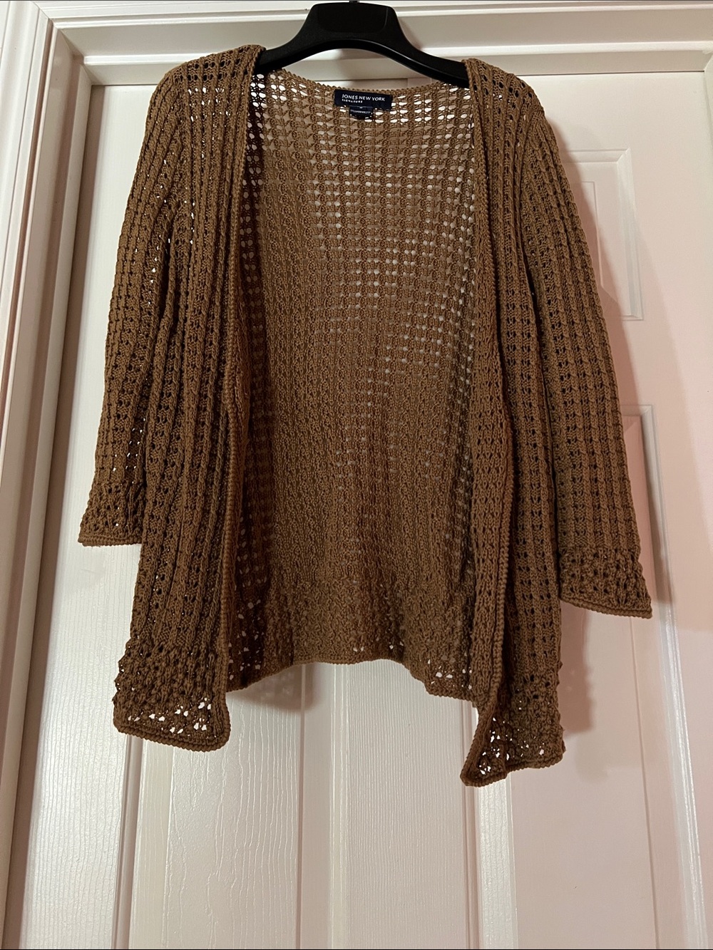 Jones New York ( signature ) 
Open style sweater / open knits